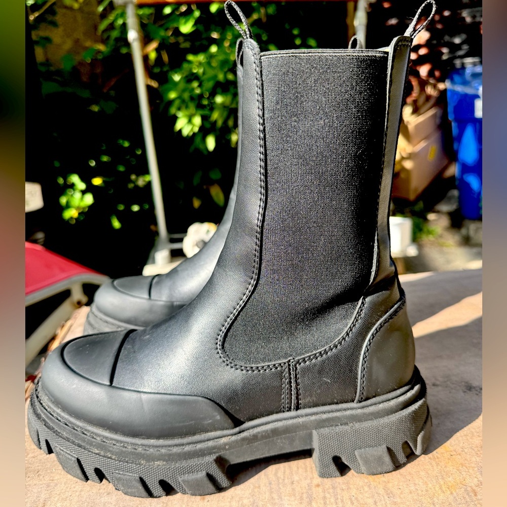 Ganni Cleated Mid Chelsea Boots in Black (Lug Sole)